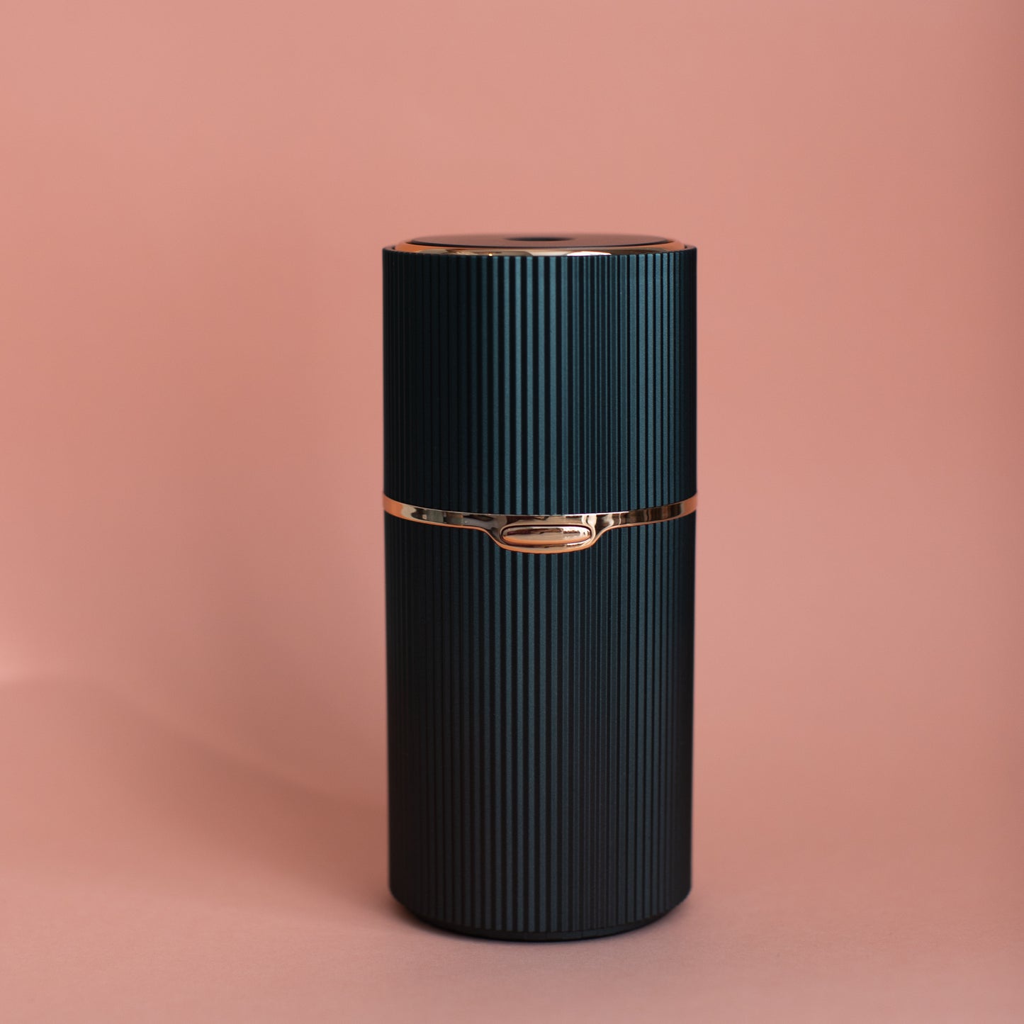 Otoo - Aroma Diffuser - Wireless - Green/Gold - 80ml - 5 hours of diffusion on 1 charge