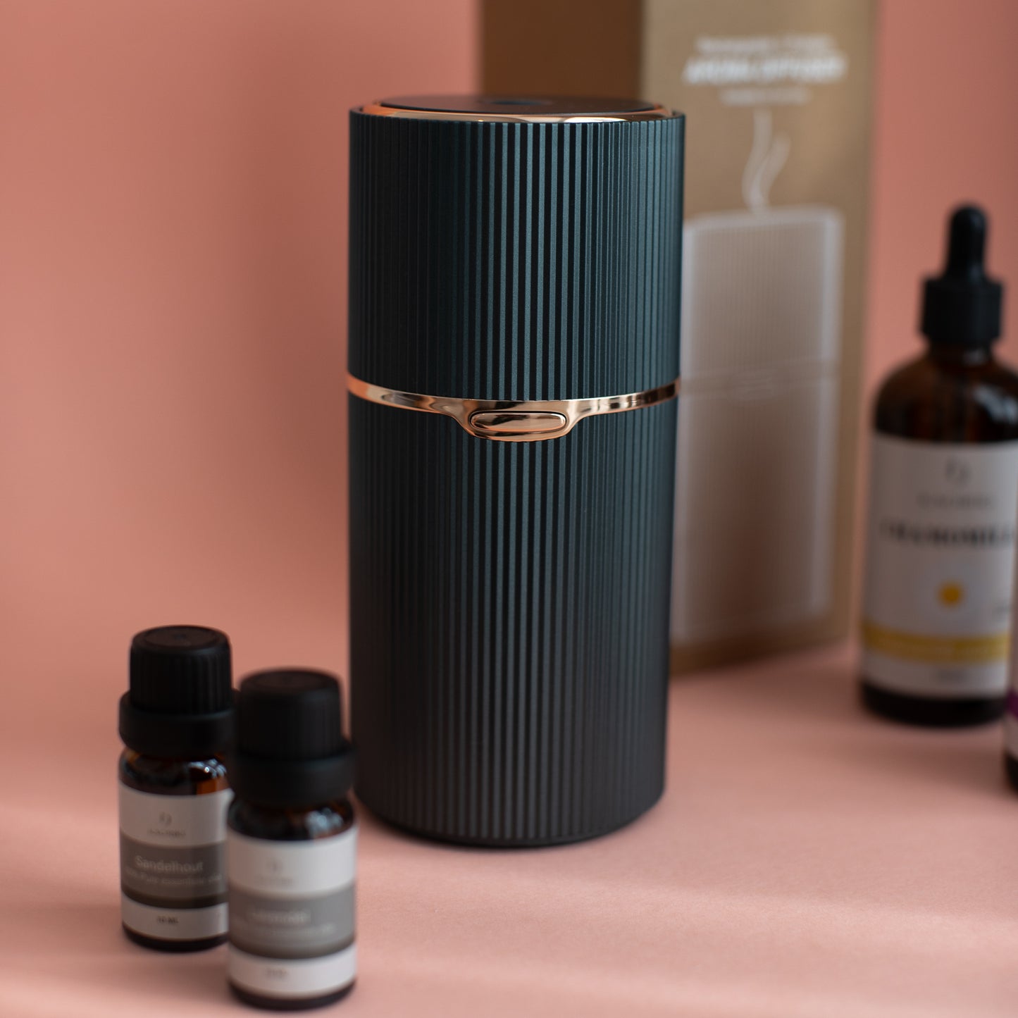 Otoo - Aroma Diffuser - Wireless - Green/Gold - 80ml - 5 hours of diffusion on 1 charge