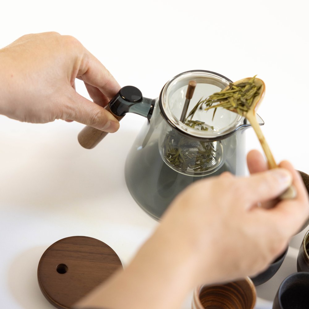 The Grounded Tea Set – earthy, good tea gift set - 150gr Longjin tea