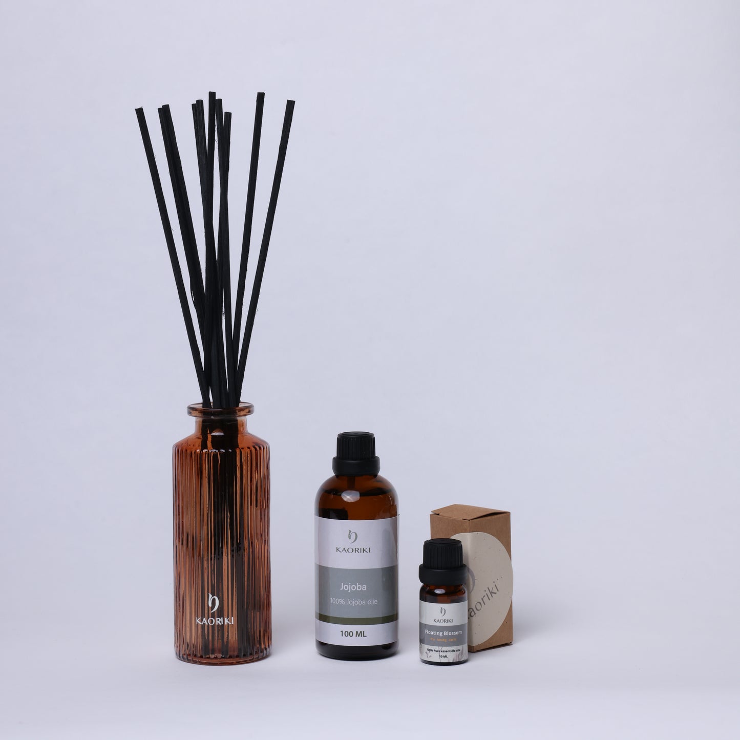 Floating Blossom - Luxe Natuurlijke Geurstokjes set - 120ml