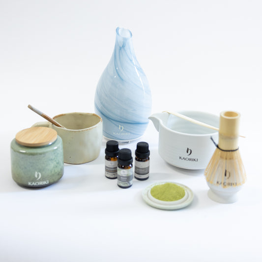 Slaaplekker gift box - aroma diffuser - nachtlamp - 100 ml - matcha thee set - 3 essentiële oliën
